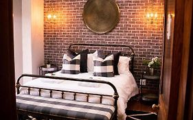 @Athens Guest Rooms